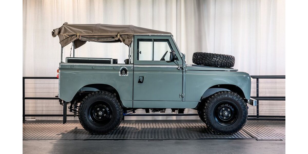 Land Rover Defender 4.285 km 89.500 € Ismaning 85737