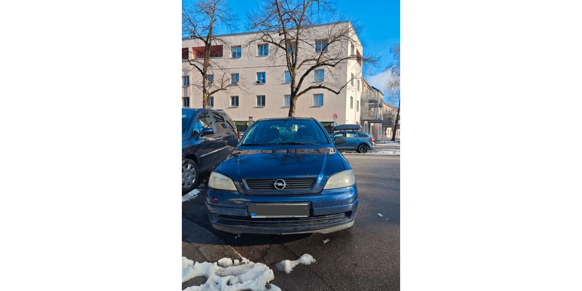 Opel Astra 200.000 km 700 &euro; München 81671