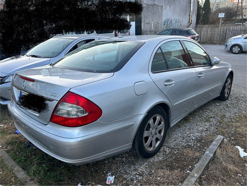 E 200