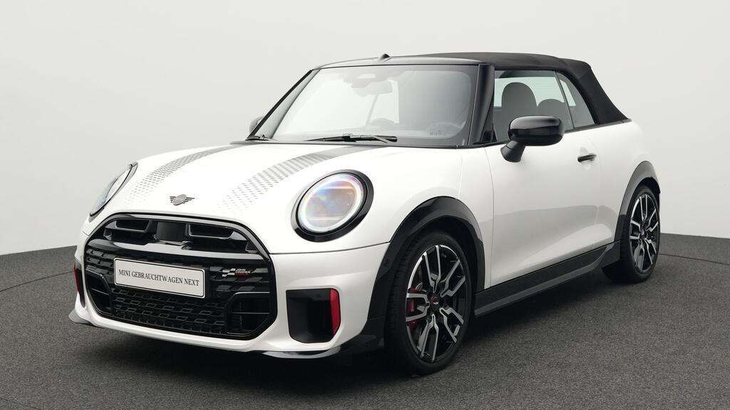 Mini John Cooper Works Cabrio 16.718 km 40.892 € München 80788