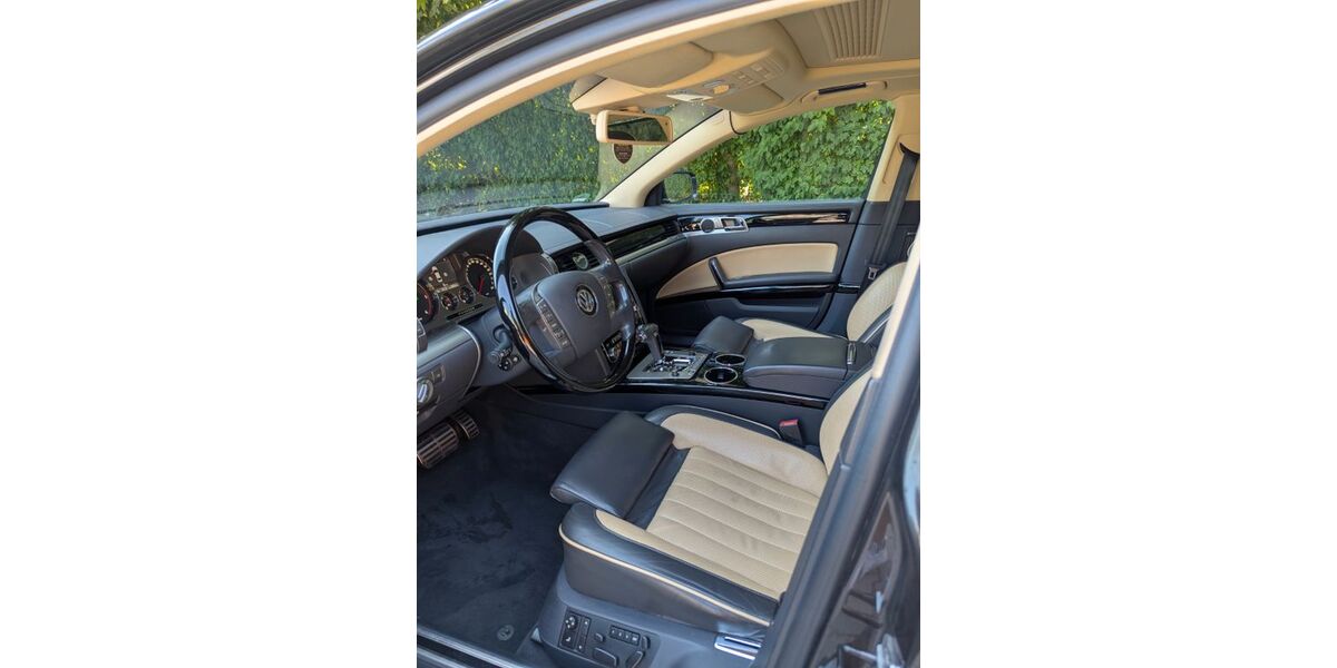 VW Phaeton 214.000 km 10.999 &euro; München 80997