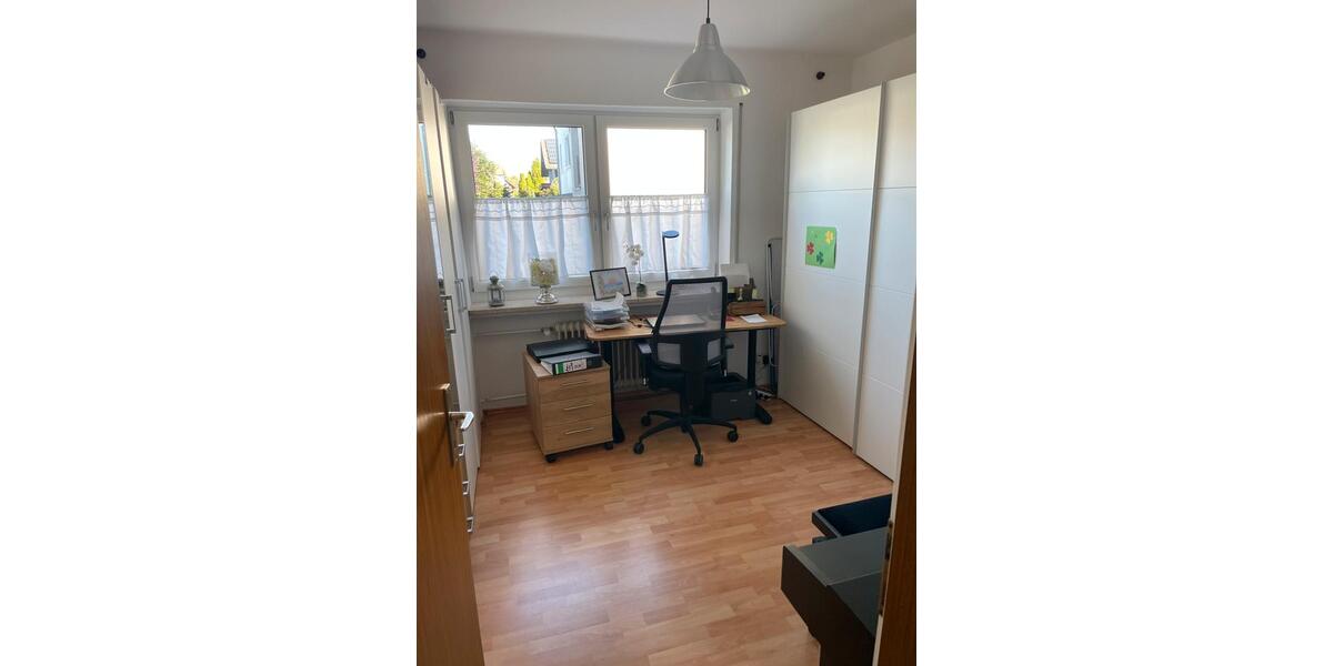 Erdgeschoßwohnung München Allach-Untermenzing - 5 Zimmer, 155 m&sup2;, 3.100&euro; | Angebot:24752689