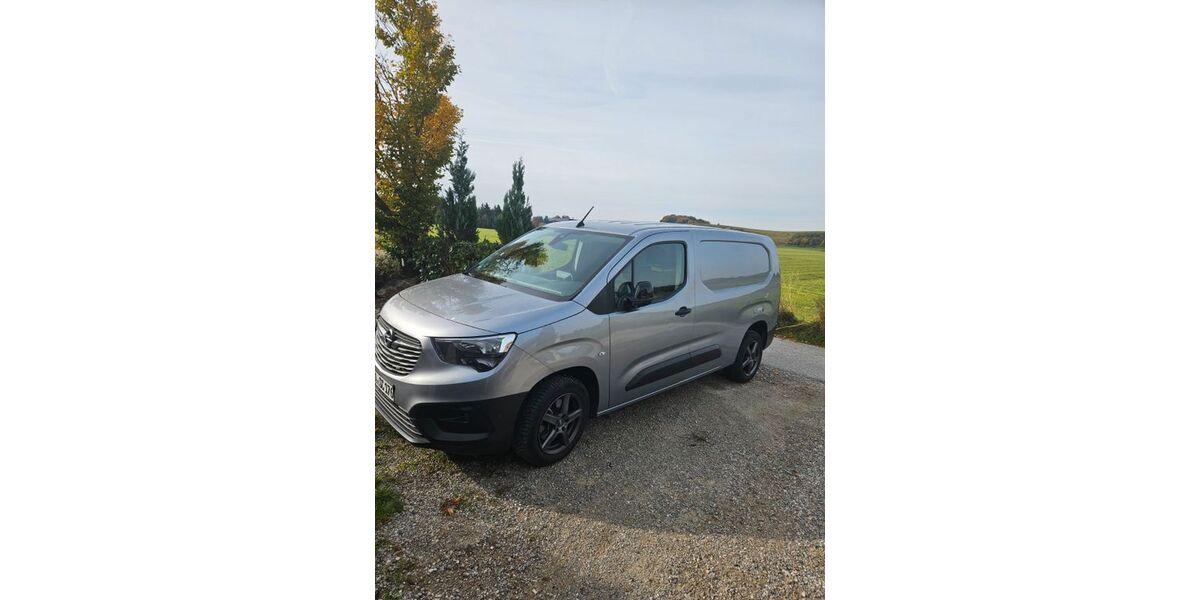 Opel Combo 30.000 km 21.100 &euro; Berg 82335