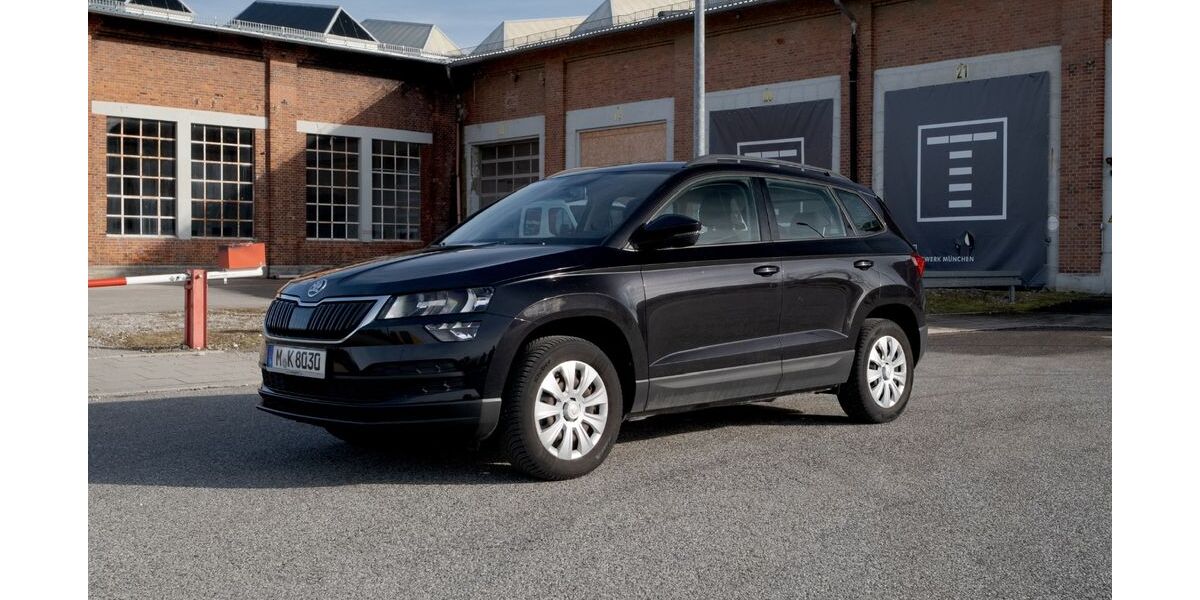 Skoda Karoq 78.000 km 16.490 &euro; München 81249
