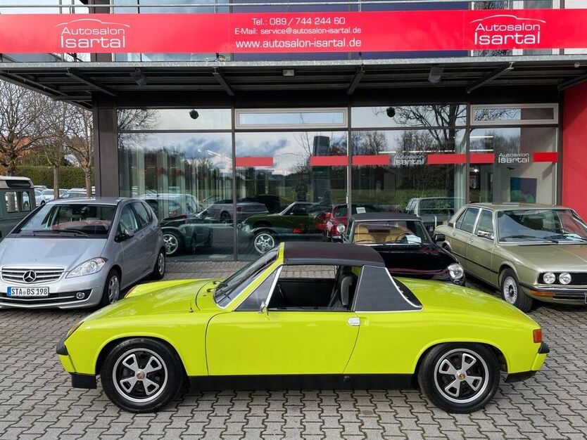 914