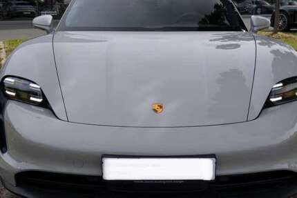 Porsche Taycan 46.974 km 67.990 &euro; Grünwald 82031