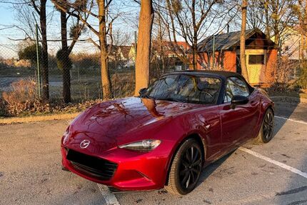 Mazda MX-5 59.700 km 21.950 &euro; München 81671