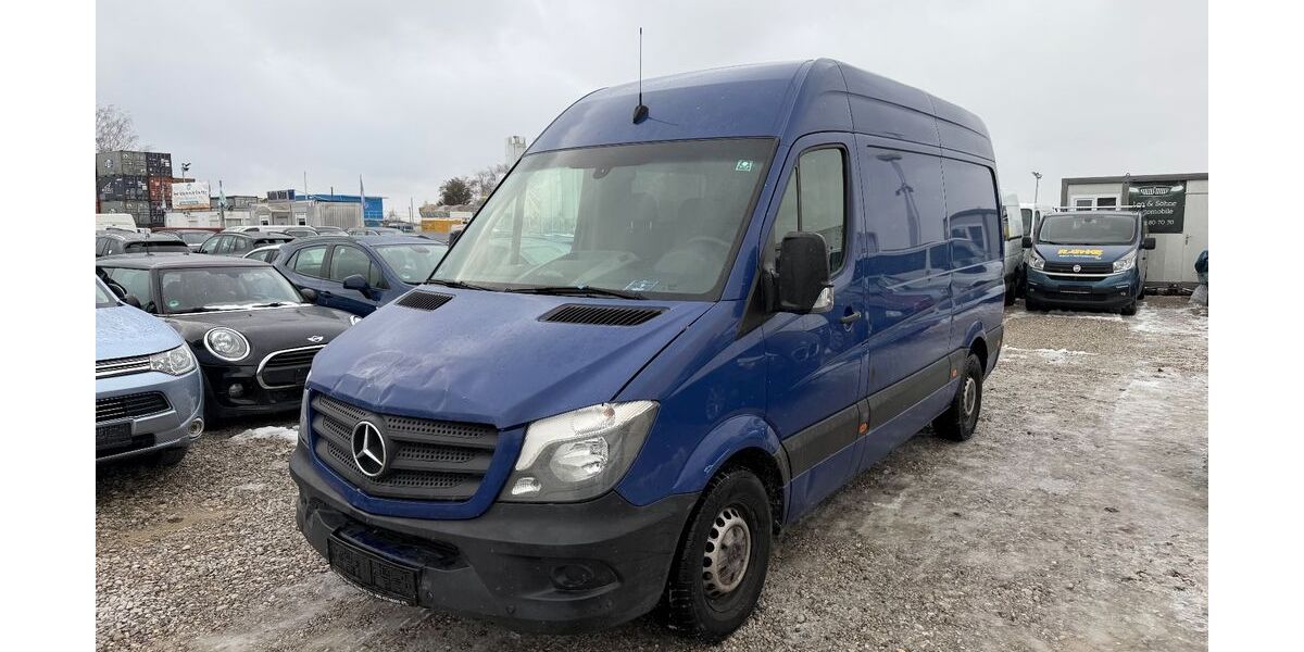 Mercedes-Benz Sprinter 179.000 km 9.800 &euro; München 81829