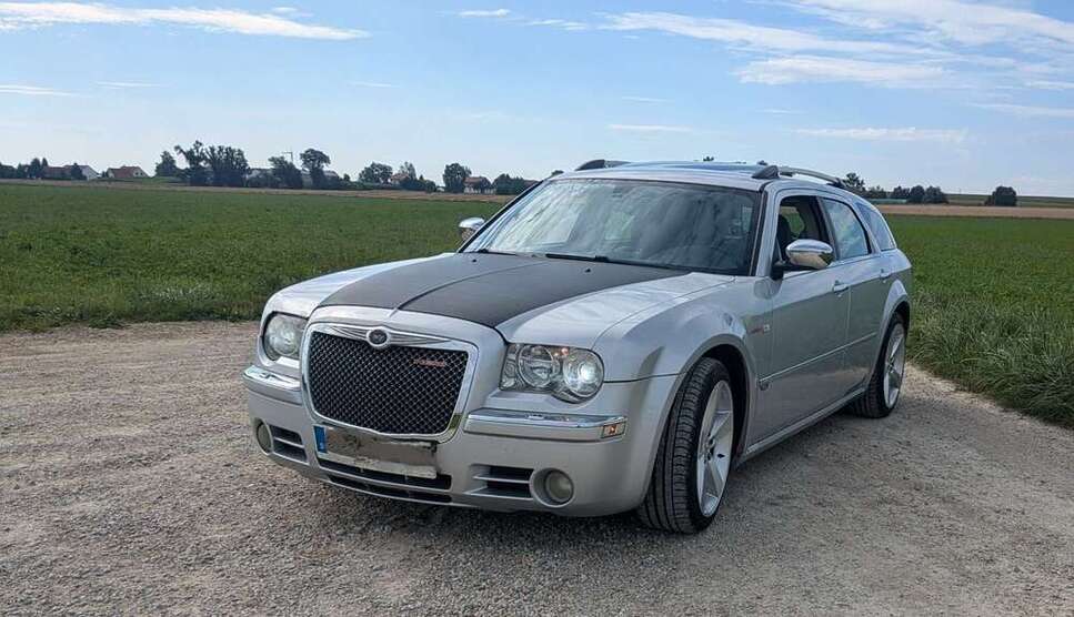 Chrysler 300C 241.000 km 7.799 € Markt Indersdorf 85229