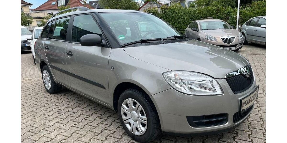 Skoda Fabia 38.000 km 4.990 &euro; München 81825