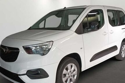 Opel Combo Life 41.700 km 17.890 &euro; München 80339