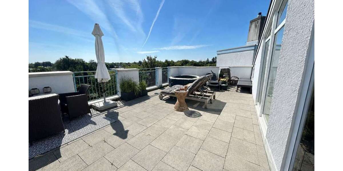 XXL Dachterrasse für Ihr summer feeling! Maisonette Wohnung in Untermenzing - Dachgeschoßwohnung München Allach-Untermenzing | Angebot:26441369
