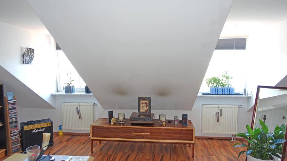 Dachgeschoßwohnung Wolfratshausen - 1.5 Zimmer, 42 m&sup2;, 260.000&euro; | Angebot:27114924