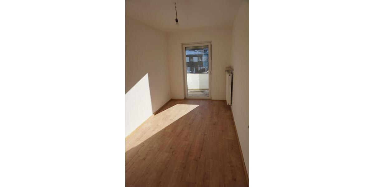 Etagenwohnung München Aubing-Lochhausen-Langwied - 5 Zimmer, 108 m&sup2;, 2.300&euro; | Angebot:24654323