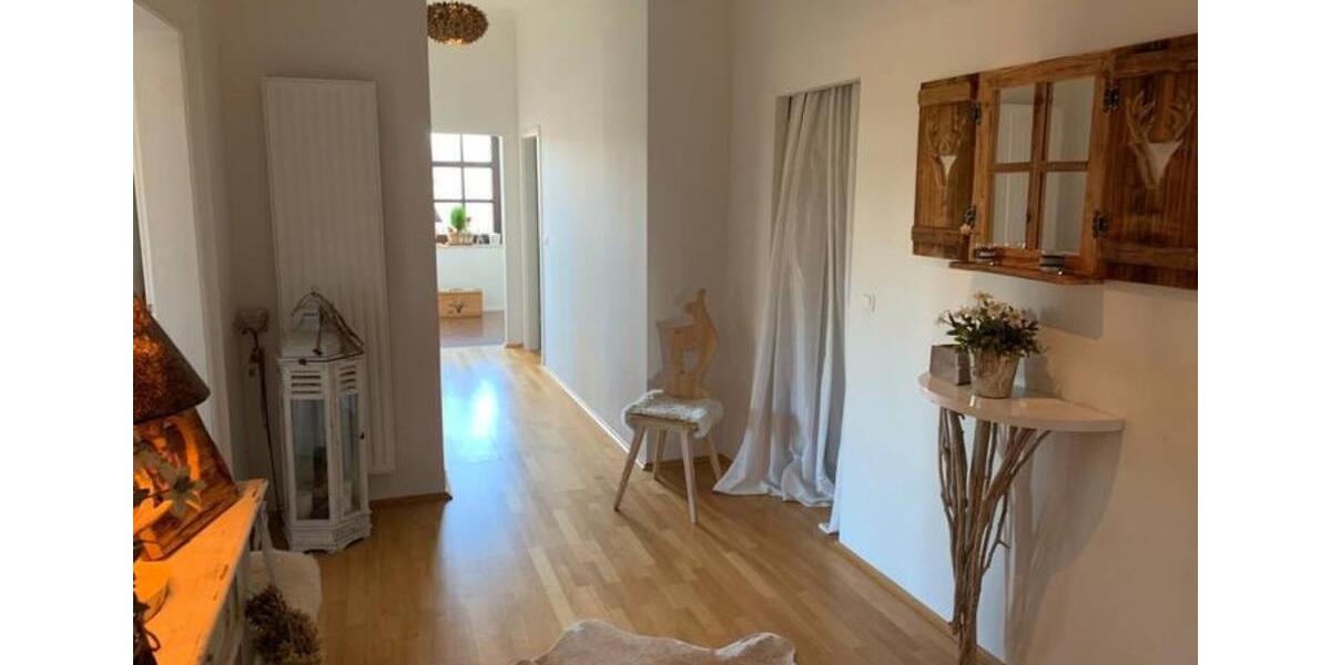 Etagenwohnung München Schwabing-Freimann - 2 Zimmer, 100 m&sup2;, 1.900&euro; | Angebot:25907824