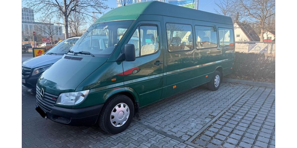 Mercedes-Benz Sprinter 111.598 km 11.700 &euro; München 80689