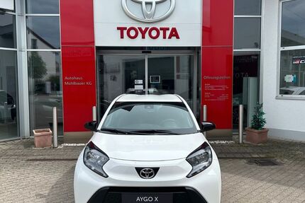 Toyota Aygo (X) 1.080 km 15.980 € Neufarn 85646