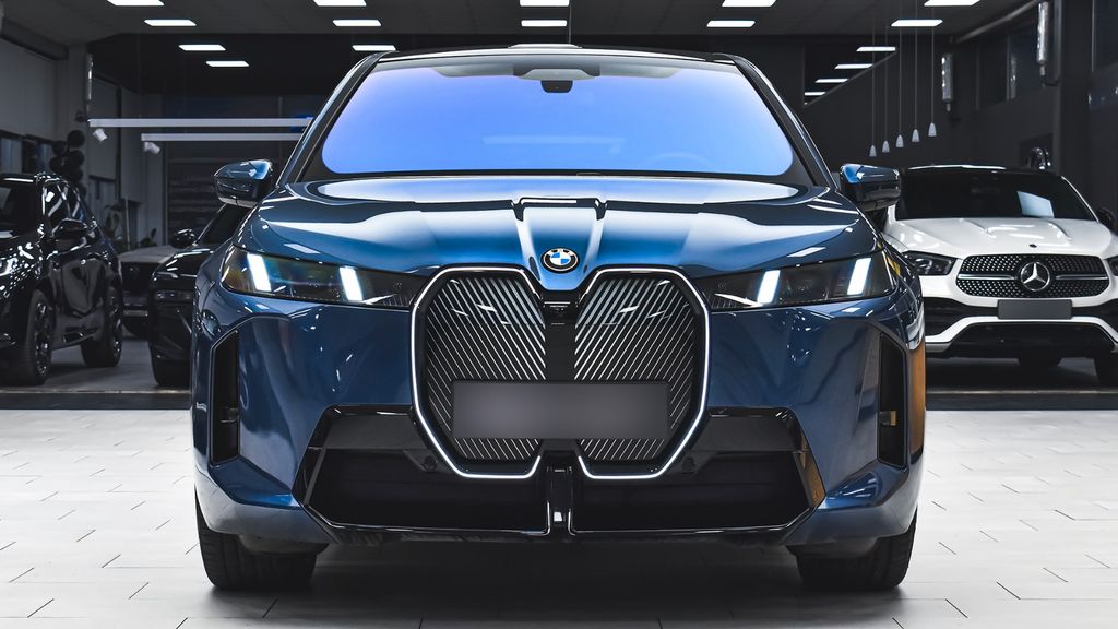 BMW iX 9.145 km 94.950 &euro; Feldkirchen bei München 85622