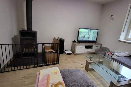 Wohnung Erdweg - 2 Zimmer, 50 m&sup2;, 420&euro; | Angebot:25277569