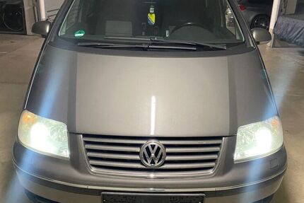 VW Sharan