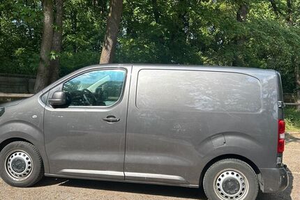 Peugeot Expert 71.000 km 17.999 &euro; München 81737