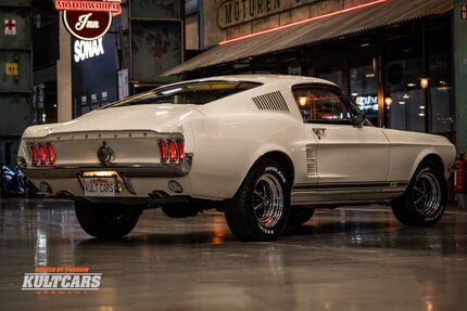 Ford Mustang 83.565 km 139.900 &euro; München 80939