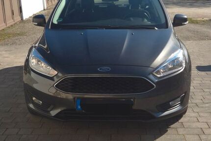 Ford Focus 94.000 km 10.500 &euro; München 81739