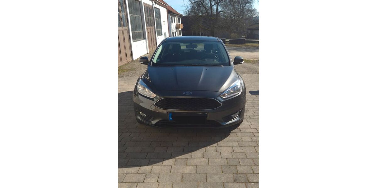 Ford Focus 94.000 km 10.500 &euro; München 81739