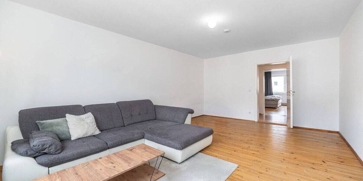 Etagenwohnung München Altstadt-Lehel - 4 Zimmer, 111 m&sup2;, 998.000&euro; | Angebot:26343540