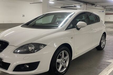 Seat Leon 127.600 km 4.990 € München 81929