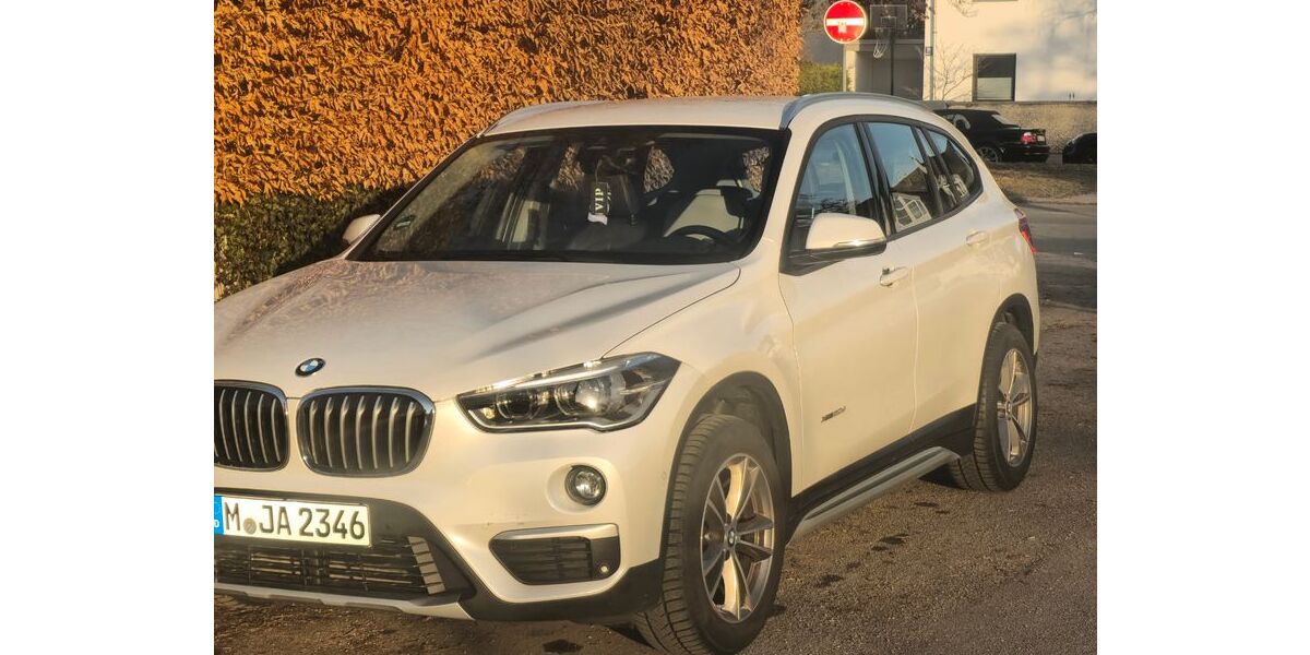 BMW X1 190.000 km 15.200 &euro; Munchen 81547