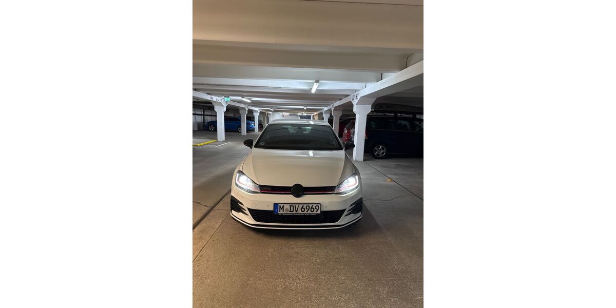 VW Golf 147.000 km 16.000 &euro; München 81737