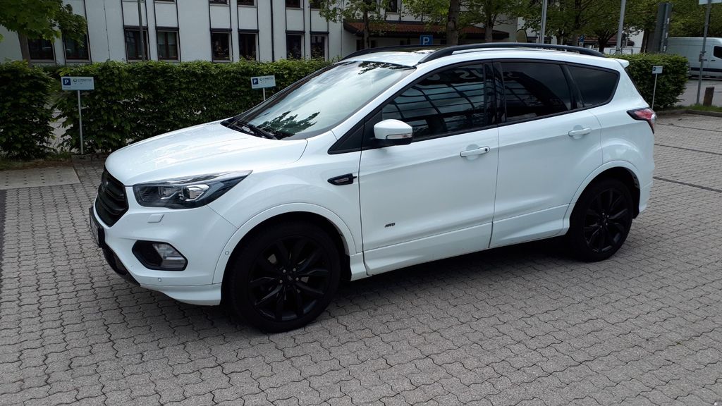 Ford Kuga 80.500 km 13.990 &euro; Grasbrunn 85630