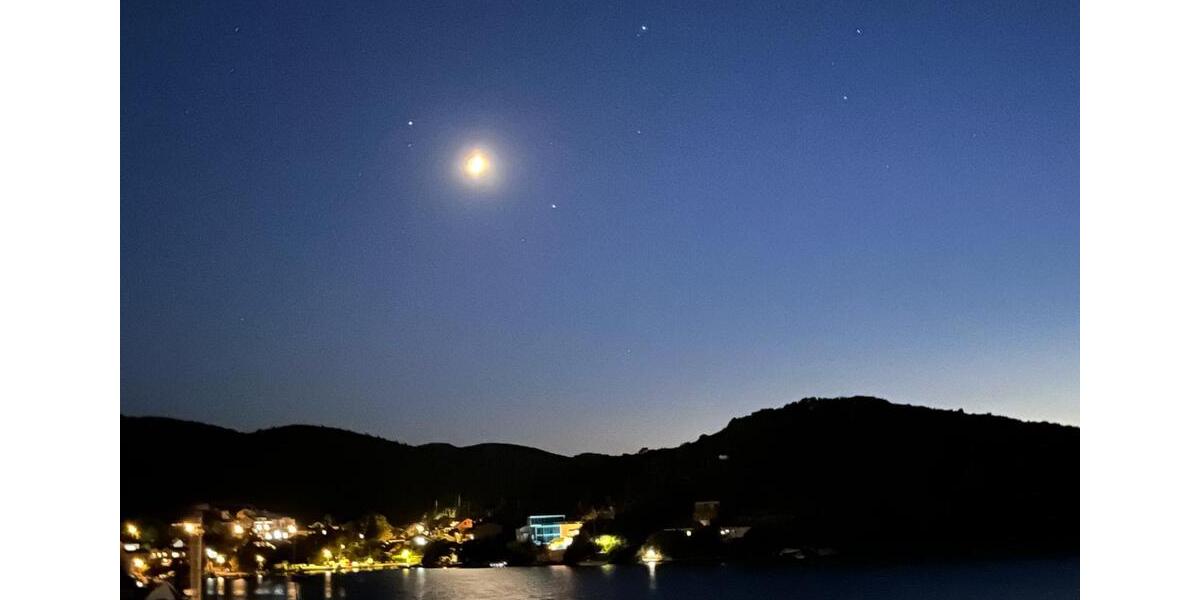 1. Reihe Meer: 4-Zimmer Wohnung mit Bootsanlegeplatz Korcula 4 zimmer