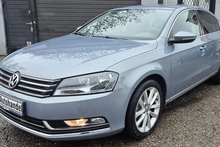 VW Passat 83.299 km 9.990 € München 80809