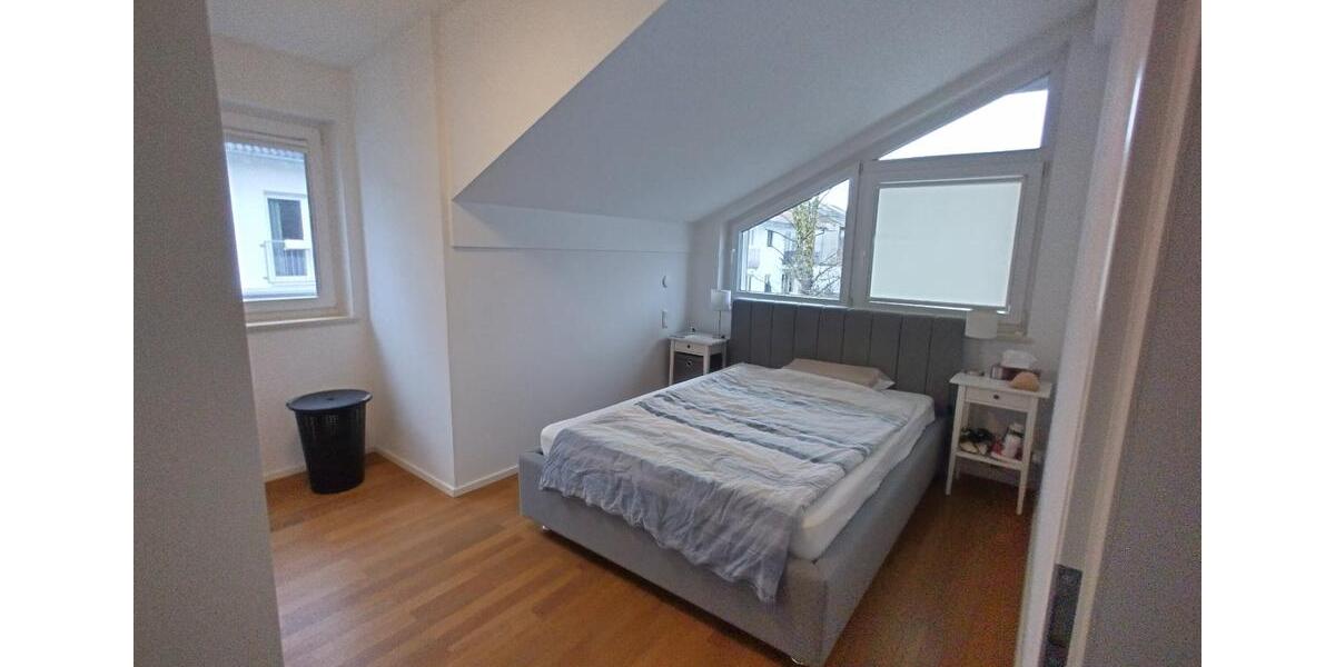 Doppelhaushälfte München Feldmoching-Hasenbergl - 4 Zimmer, 79 m&sup2;, 1.725&euro; | Angebot:25761068