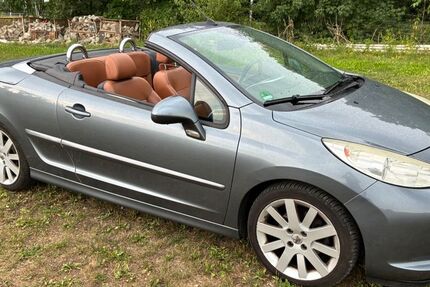 Peugeot 207 176.200 km 1.350 &euro; München 81929
