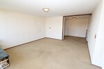 * im Dornröschenschlaf * 2-Zimmer-Wohnung * 2 sonnige Balkone * 1 Stellplatz * renovierungsbedürftig - Etagenwohnung Germering | Angebot:26287723
