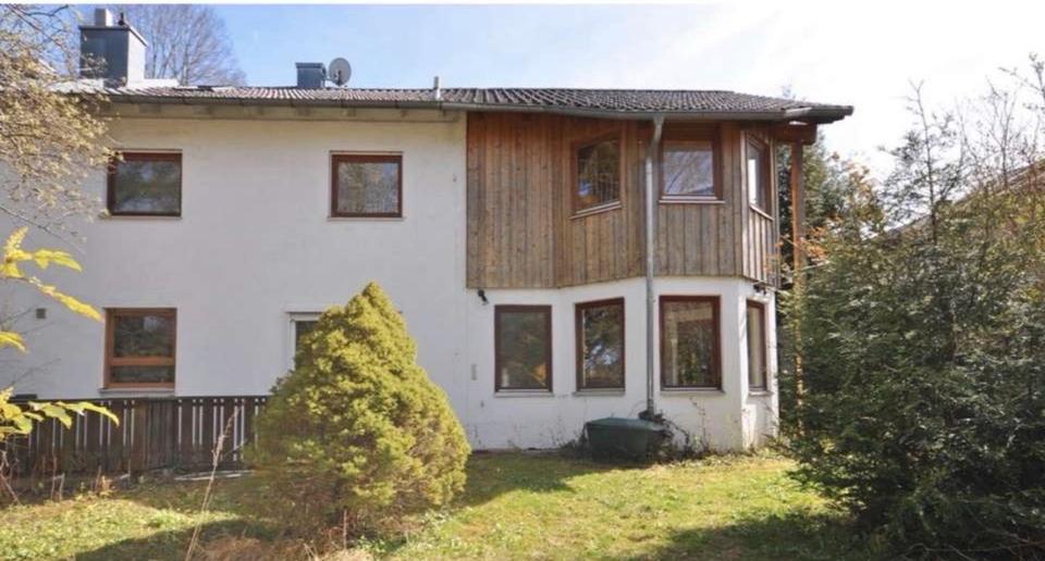 Doppelhaushälfte Germering - 7 Zimmer, 191 m&sup2;, 1.099.000&euro; | Angebot:26795903
