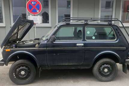 Lada Niva 55.000 km 8.000 &euro; München, Landeshauptstadt 80798