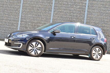 VW Golf 68.100 km 17.980 &euro; München 81243
