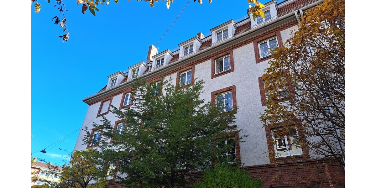 2,5-Zimmer-Wohnung in denkmalgeschütztem Haus in Laim 2.5 zimmer