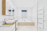 Doppelhaushälfte Moosinning Eichenried - 8 Zimmer, 315 m&sup2;, 3.900&euro; | Angebot:26455180