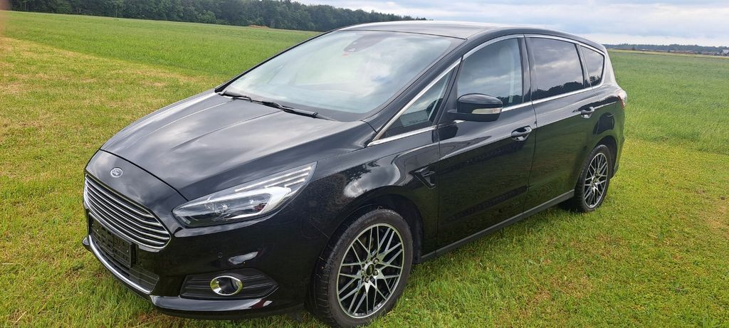 Ford S-Max 83.000 km 17.900 &euro; Großhelfendorf 85653