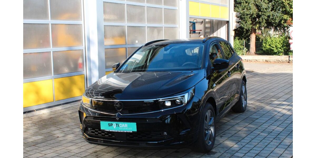 Opel Grandland (X) 13.600 km 24.490 € Egling 82544