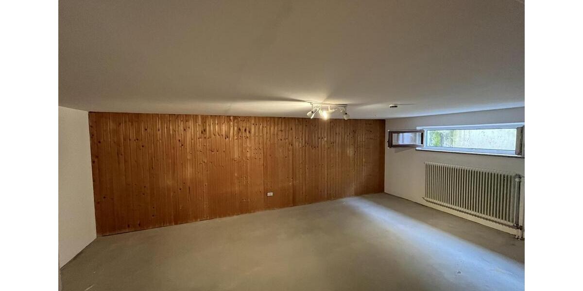 Doppelhaushälfte Fürstenfeldbruck - 6 Zimmer, 154 m&sup2;, 2.400&euro; | Angebot:24793327