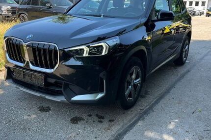 BMW X1 80.000 km 33.900 &euro; München 81243