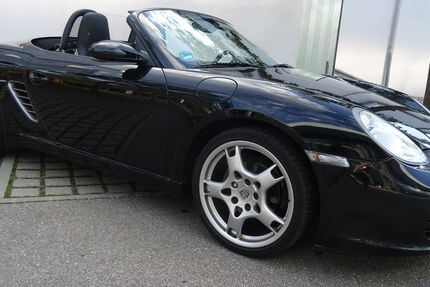 Porsche Boxster 47.000 km 28.950 &euro; München 81249