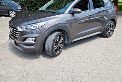 Hyundai TUCSON 144.000 km 15.000 &euro; Puchheim 82178