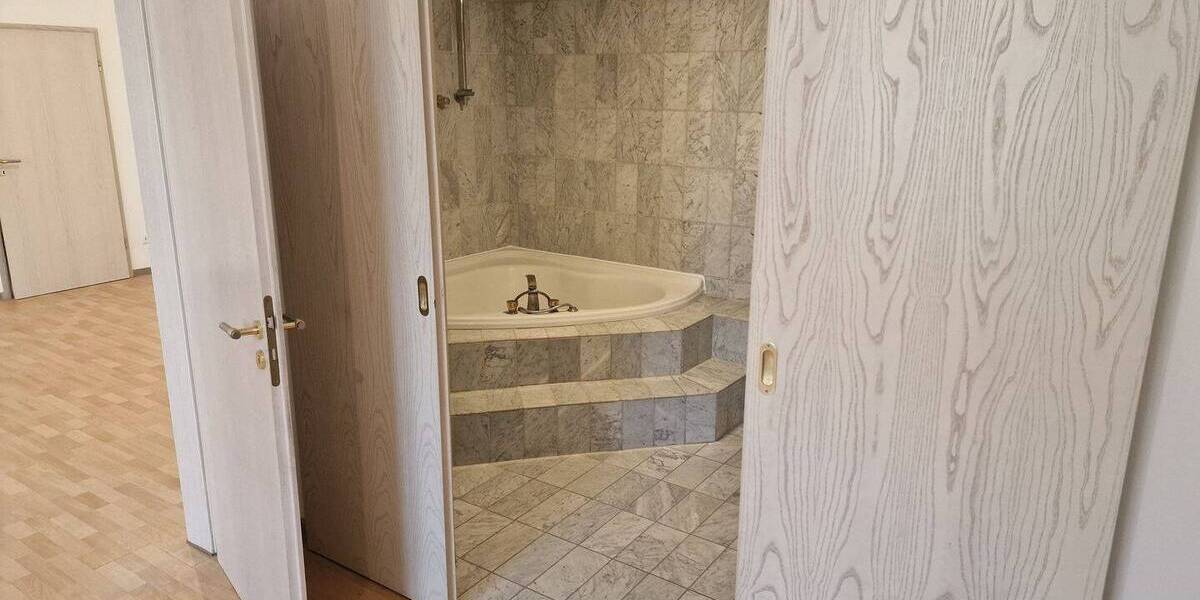 Etagenwohnung München Au-Haidhausen - 2 Zimmer, 65 m&sup2;, 1.625&euro; | Angebot:26217880